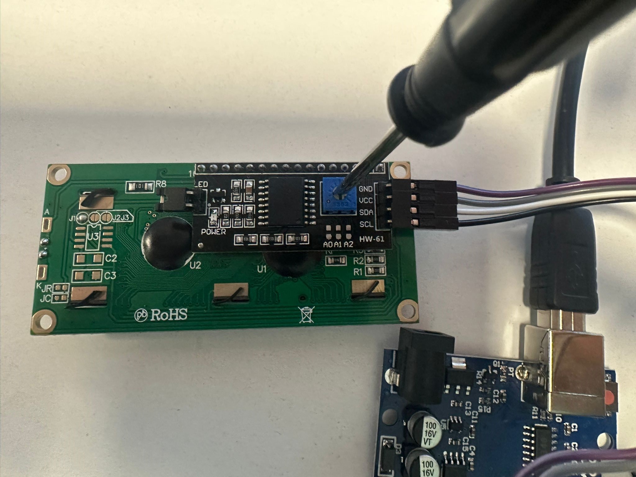 LiquidCrystal_I2C ekran görünmüyor ise